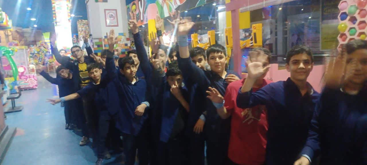 اردوی شهربازی کیان سنتر مجتمع آموزشی اندیشه سجاد