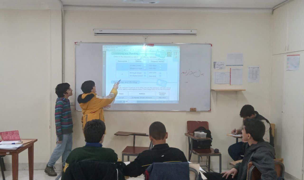 اجرای دومین مرحله طرح مدام(مشارکت دانش آموزان در اداره مدرسه) در روز سه شنبه مورخ ۱۴۰۲/۱۲/۲۲ در مجتمع آموزشی اندیشه سجاد