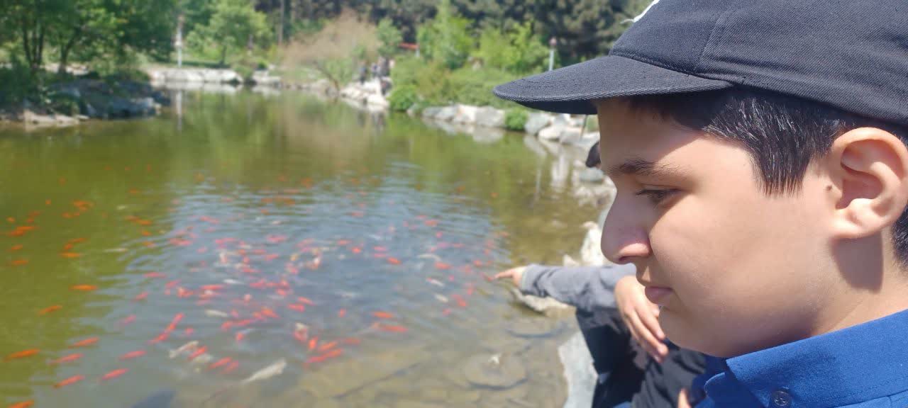 بازدید دانش آموزان متوسطه اول مجتمع آموزشی اندیشه سجاد از باغ گیاه شناسی درمشهد